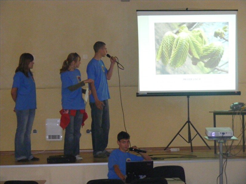 Mobilne Kolo Naukowe z Gimnazjum w Korfantowie - podczas prelekcji.jpg